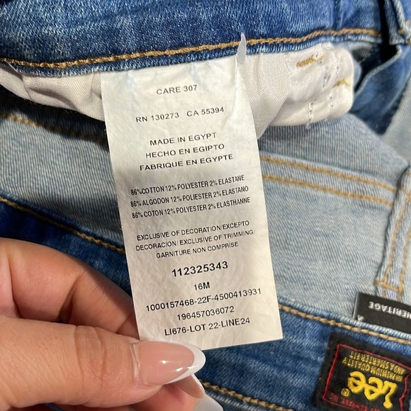 Lee Women's Straight Leg Blue Jeans - Picture 11 of 11